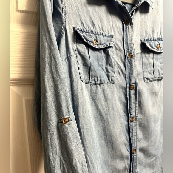 Jade & Ivory Denim Shirt Size M - Picture 3 of 6
